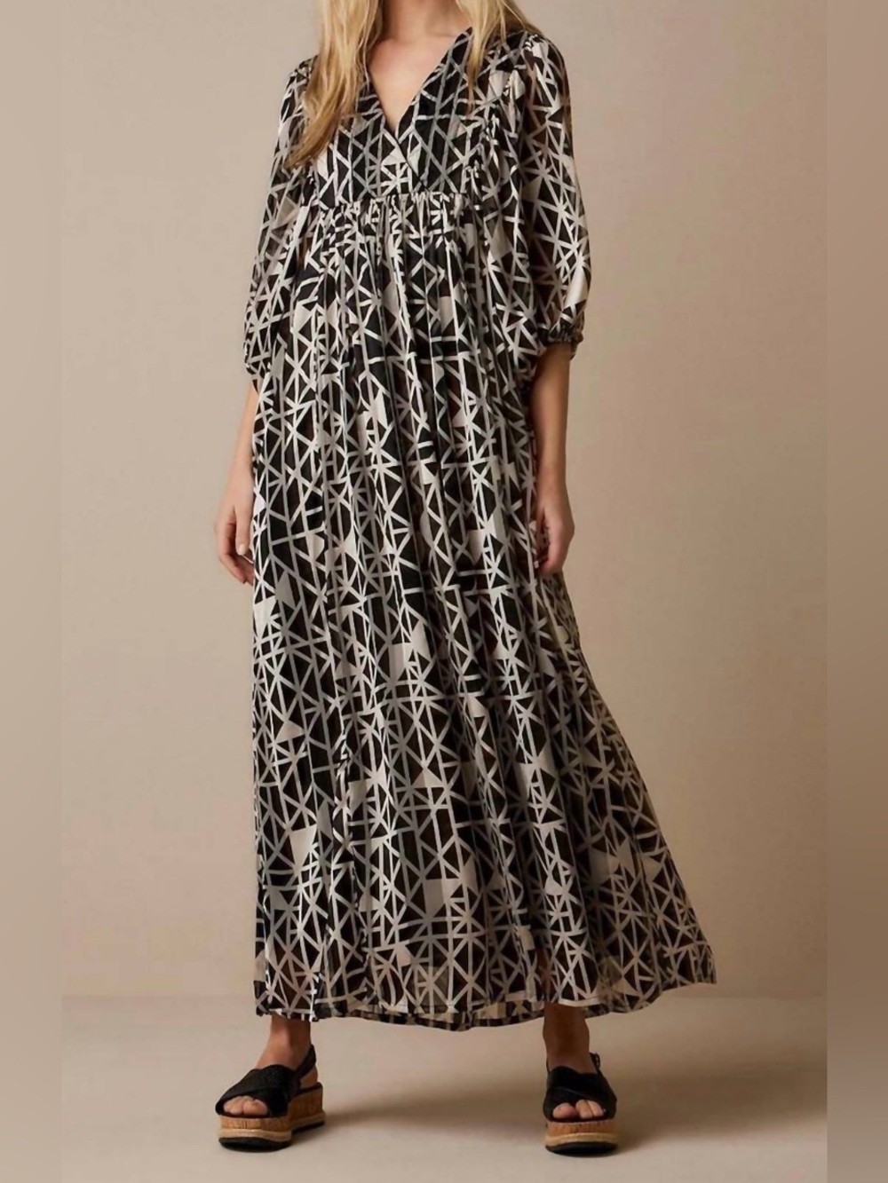 NEW Summum Black & White Geometric Maxi Dress size 44 ( large)